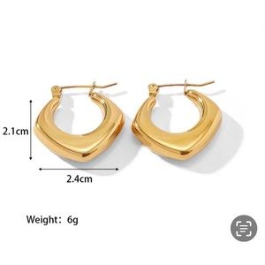 Gold 18K gold stainless Steel flat mini v shape earrings NEW